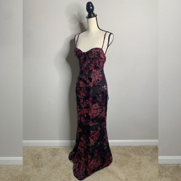 NWT Lulu's Dramatically Elegant Black Floral Velvet Mermaid Maxi Dress - Picture 4 of 16